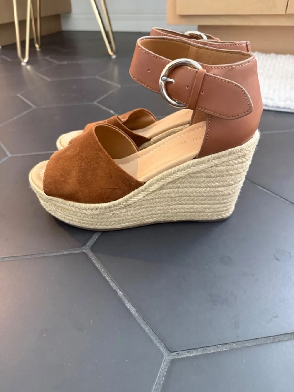 Nine west brown espadrille wedge size 6